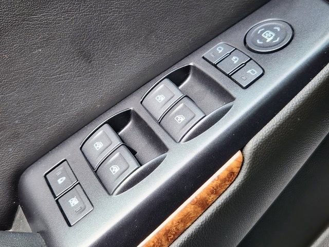 Used 2019 Chevrolet Suburban Premier RWD image 22