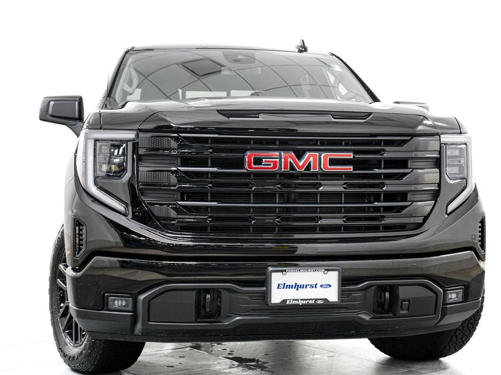 Used 2025 GMC Sierra 1500 Elevation w/ Preferred Package AWD/4WD image 3