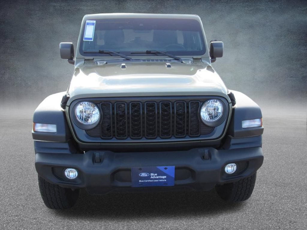 Used 2025 Jeep Wrangler Unlimited Sport AWD/4WD image 9