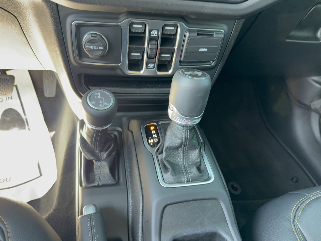 Used 2024 Jeep Wrangler Sahara w/ Technology Group image 24