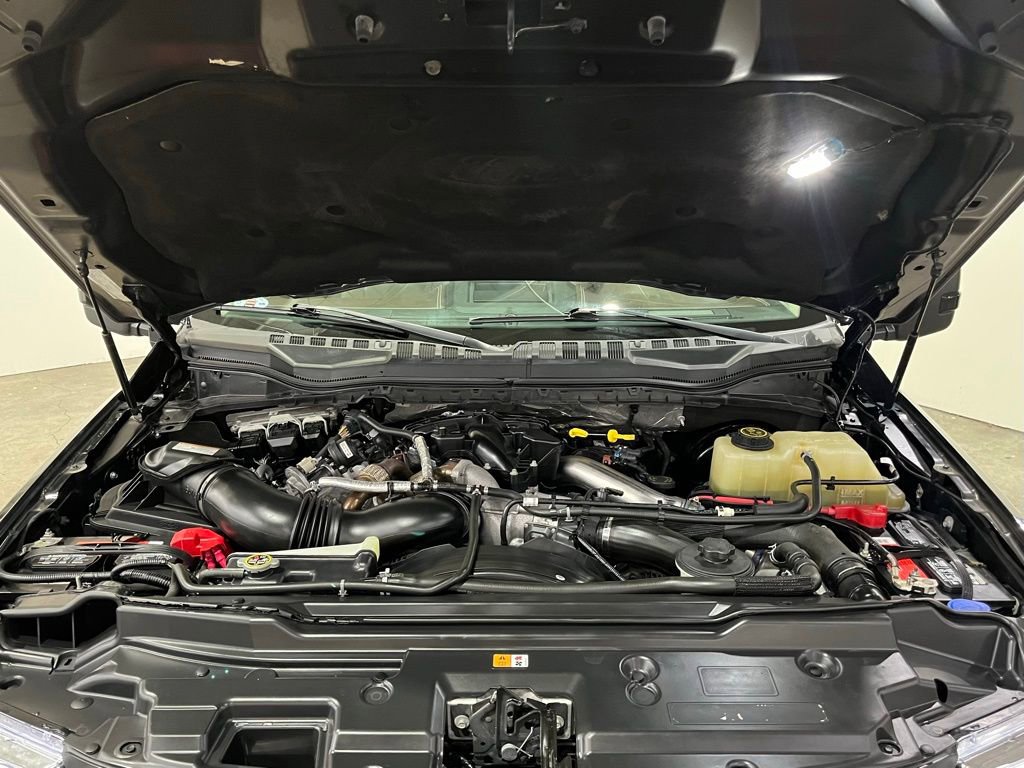 Certified 2019 Ford F350 Limited w/ FX4 Off-Road Package AWD/4WD image 7