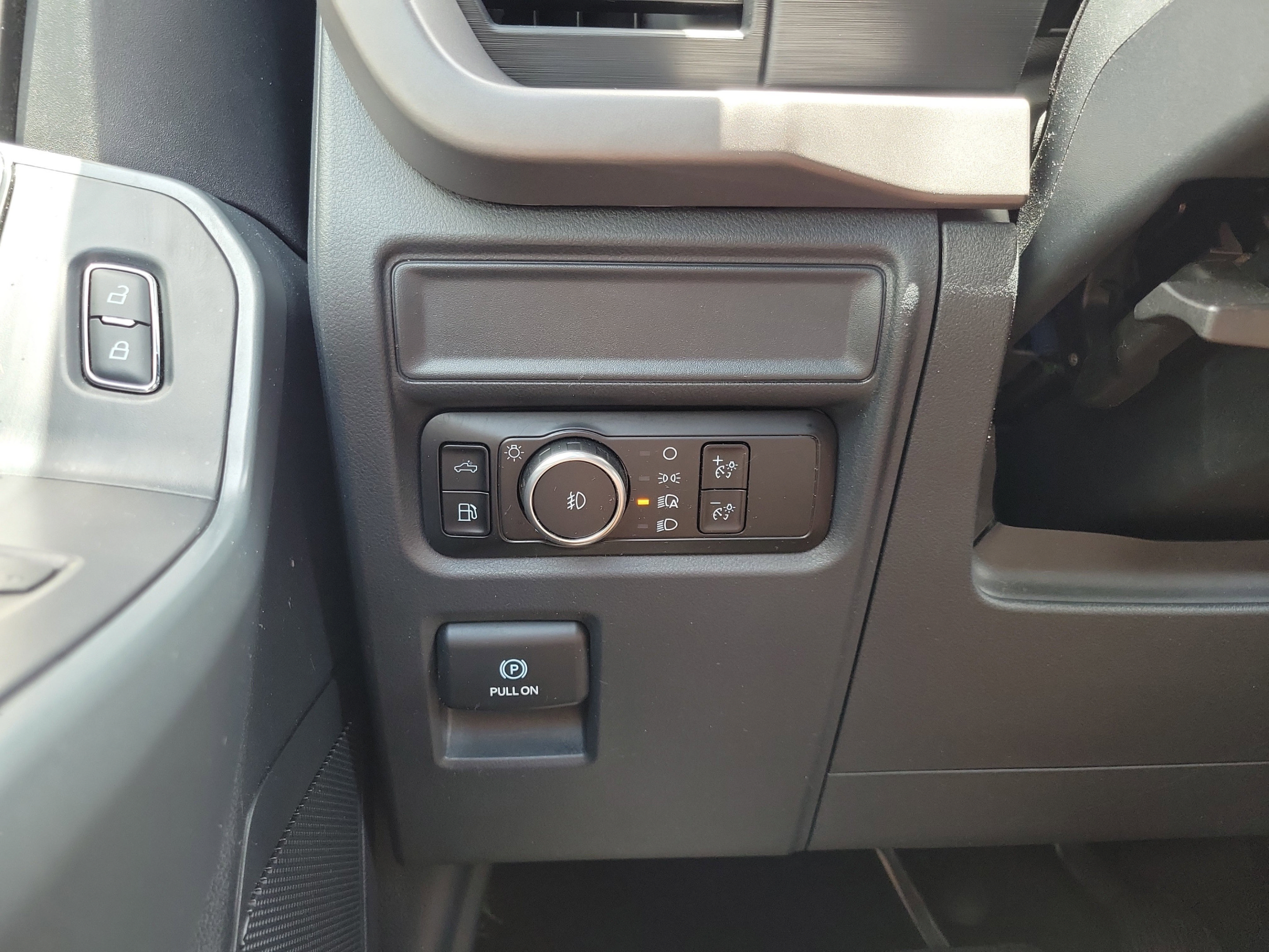 Certified 2024 Ford F150 XLT w/ Mobile Office Package AWD/4WD image 19