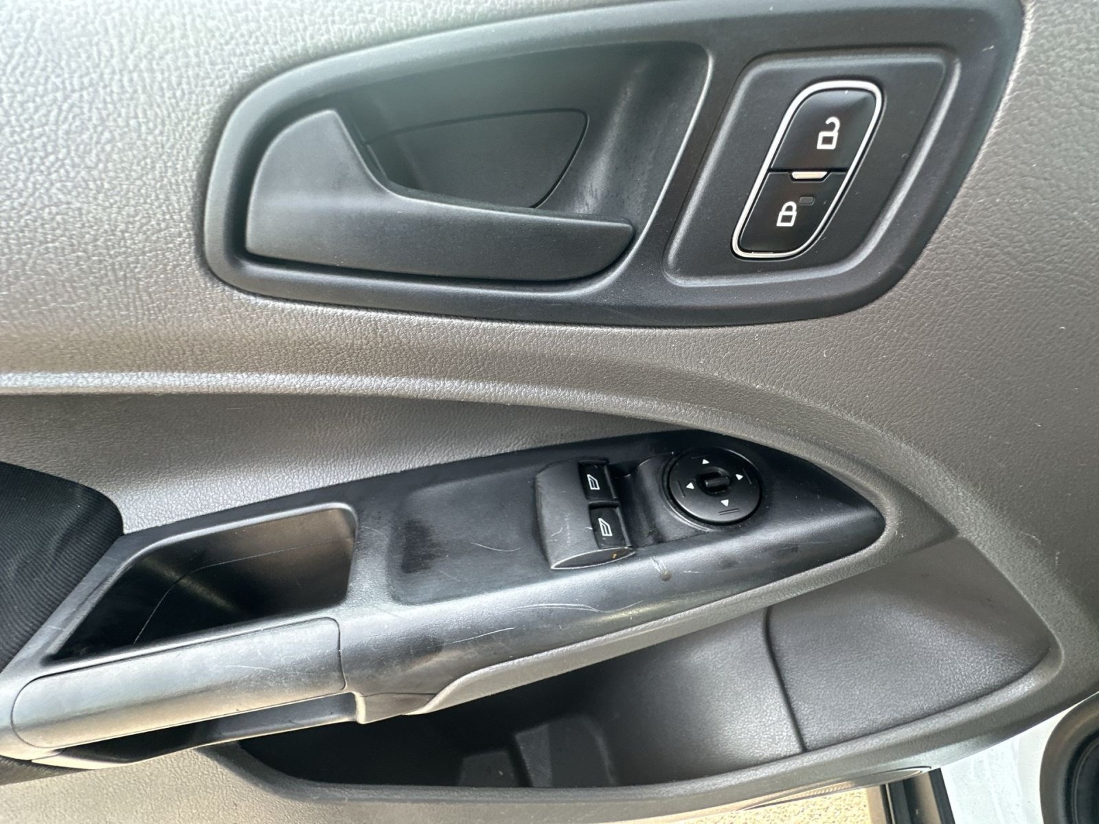Certified 2020 Ford Transit Connect XL FWD image 23