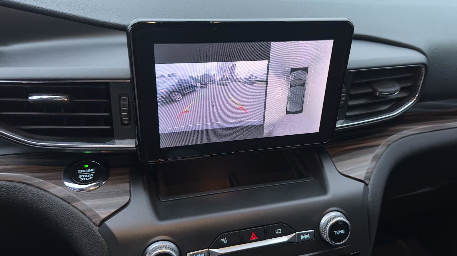 Certified 2020 Ford Explorer Limited w/ Class III Trailer Tow Package image 22