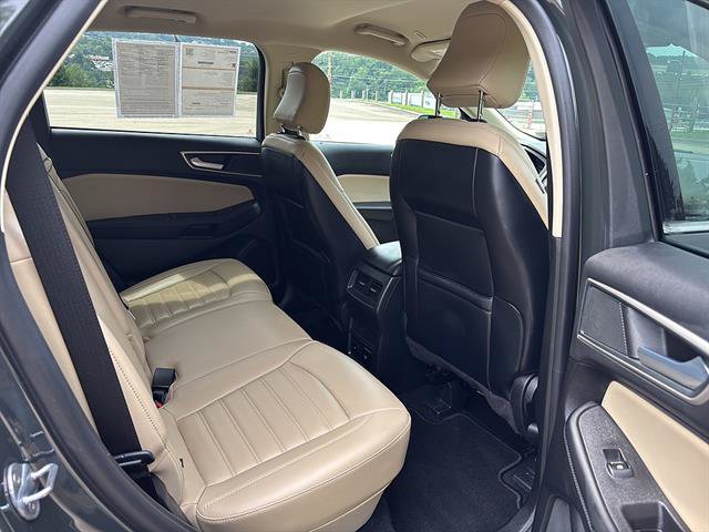 Certified 2024 Ford Edge SEL w/ Convenience Package AWD/4WD image 19