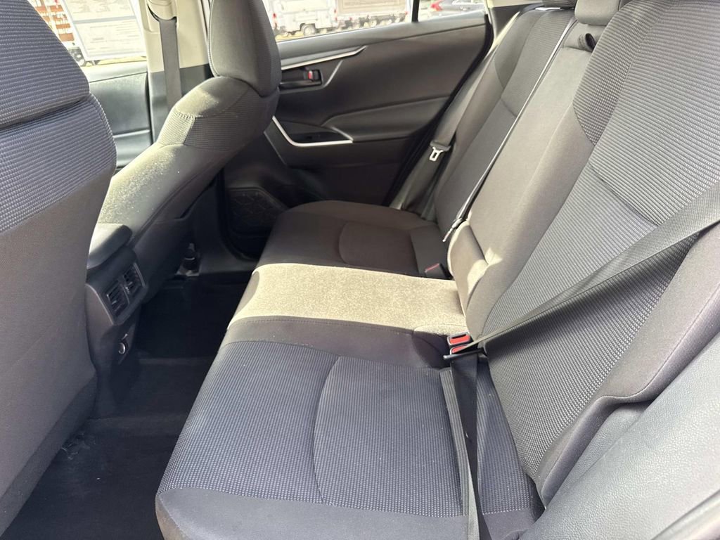 Used 2024 Toyota RAV4 LE image 18