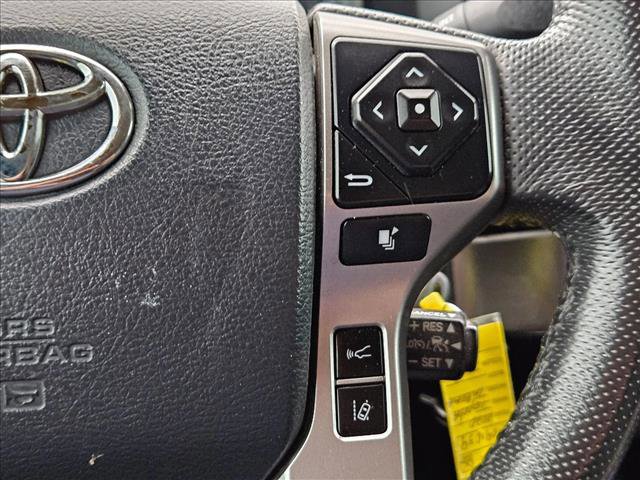 Used 2020 Toyota Tacoma SR5 RWD image 25
