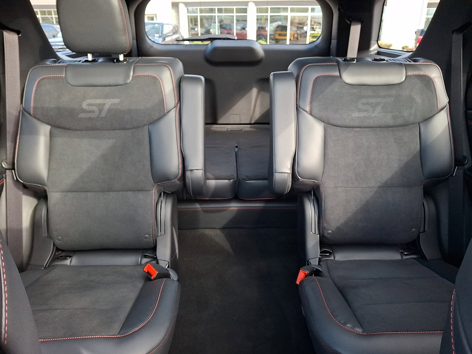 Certified 2025 Ford Explorer ST w/ Sun And Sound Package image 19