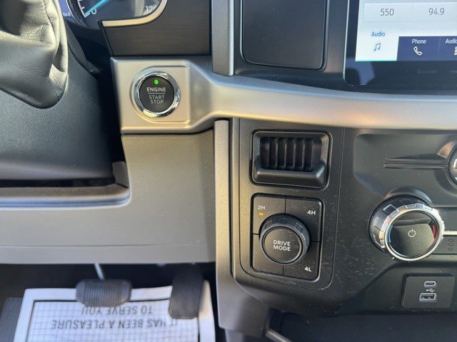 Certified 2022 Ford F150 XLT w/ Equipment Group 302A High image 19