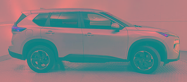 Used 2024 Nissan Rogue SV image 5