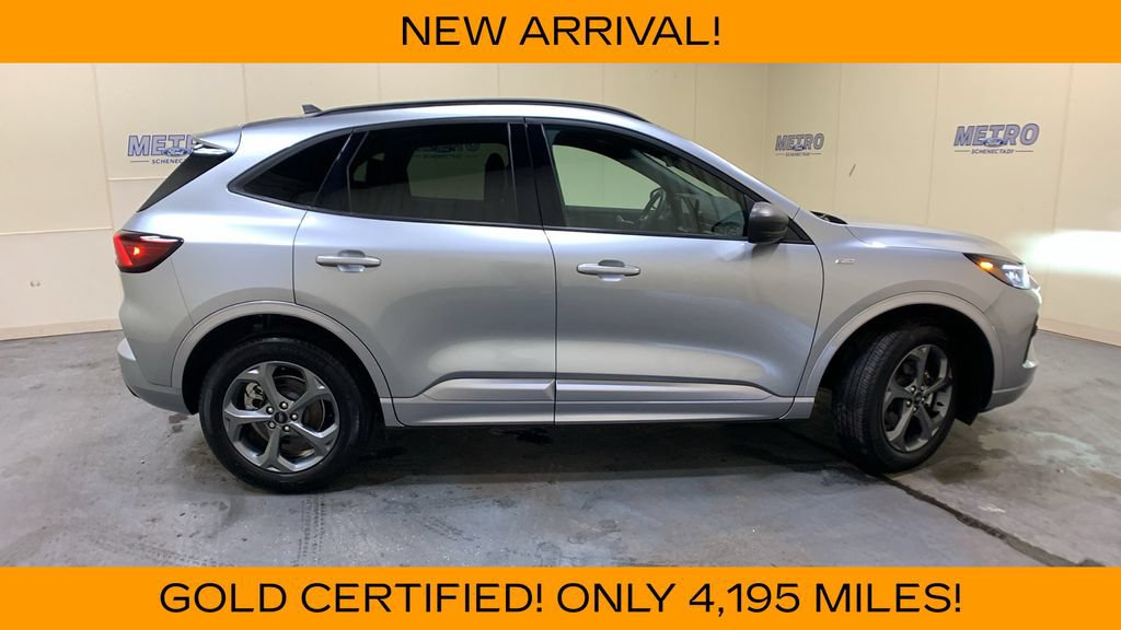 Certified 2024 Ford Escape ST-Line w/ Tech Pack #1 AWD/4WD image 2