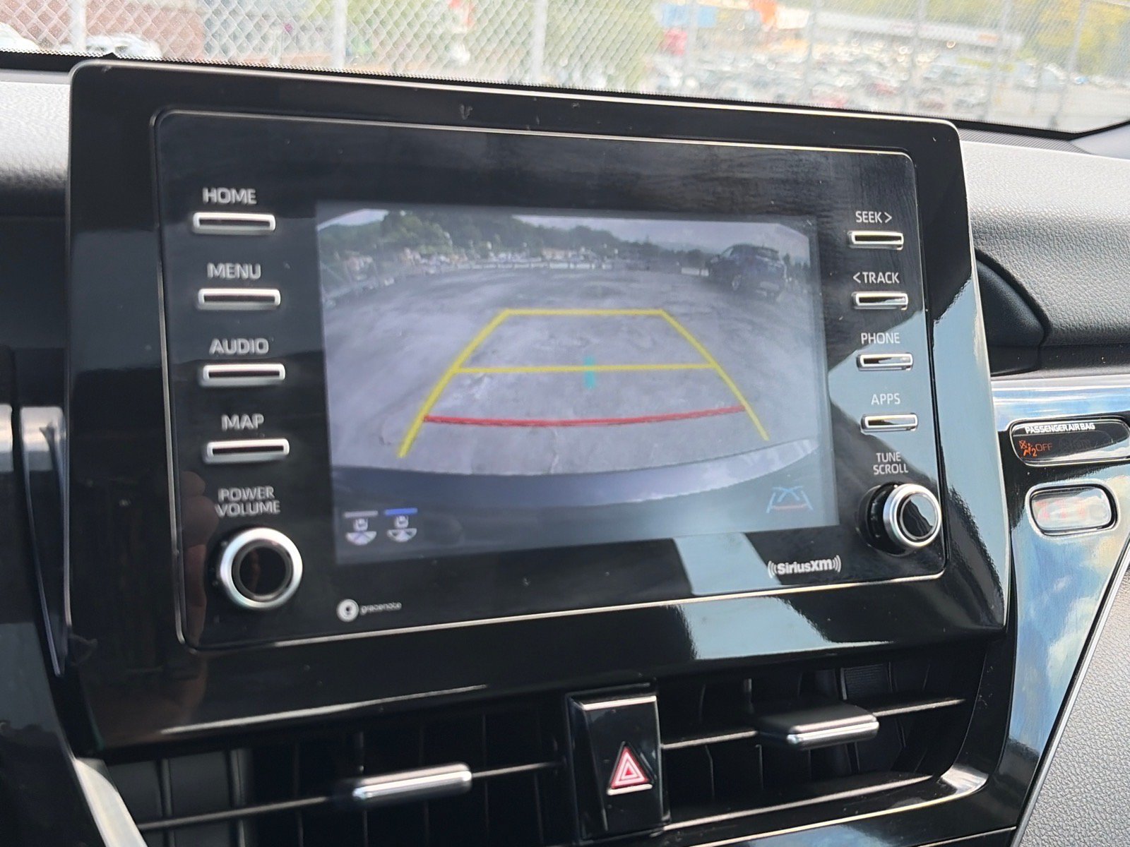 Used 2024 Toyota Camry SE FWD image 10