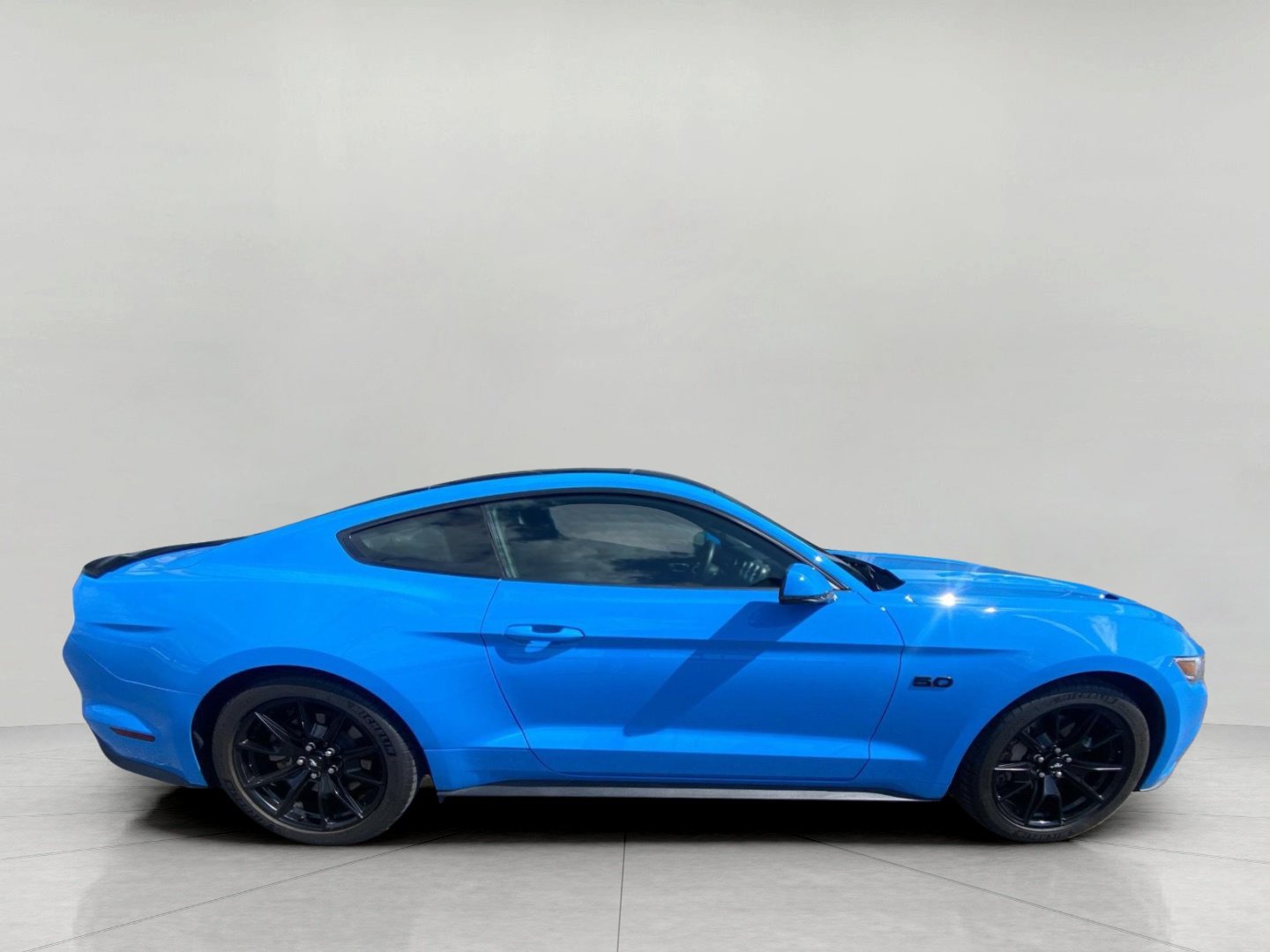 Certified 2017 Ford Mustang GT Premium w/ Equipment Group 401A RWD image 5