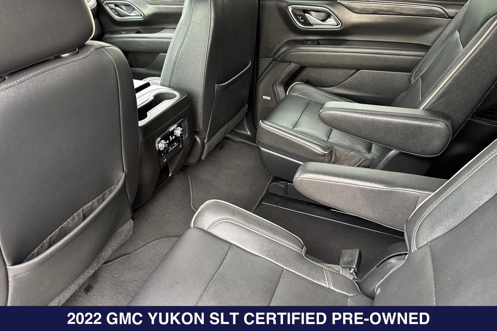 Used 2022 GMC Yukon SLT w/ SLT Luxury Package RWD image 15