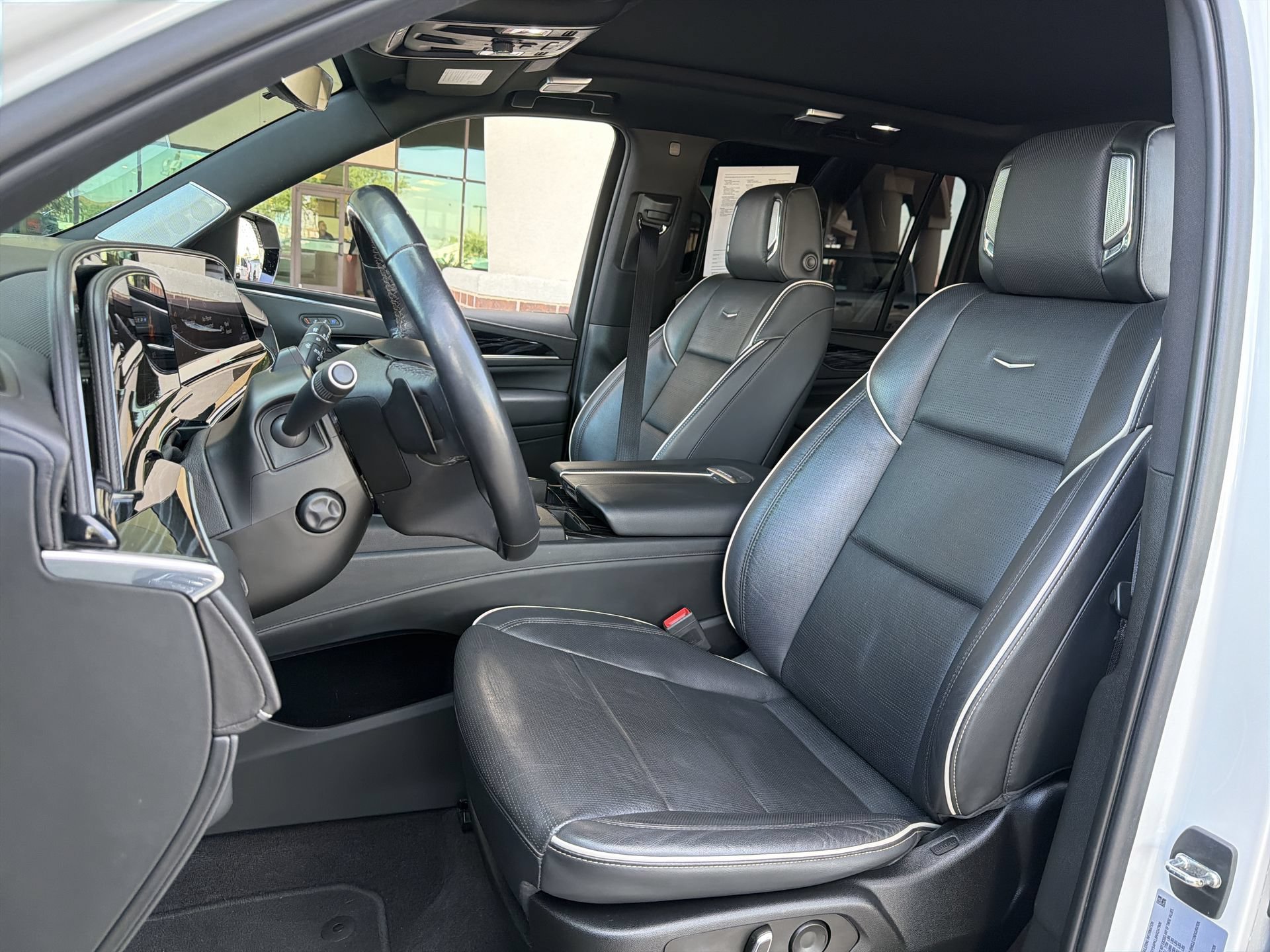Used 2022 Cadillac Escalade ESV Sport w/ Touring Package AWD/4WD image 11