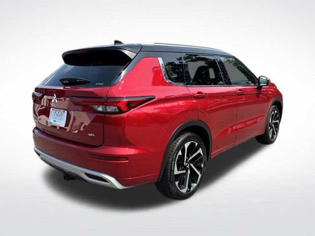 Used 2024 Mitsubishi Outlander SEL AWD/4WD image 10