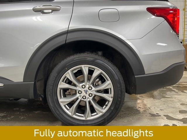 Certified 2022 Ford Explorer XLT w/ Equipment Group 202A image 17