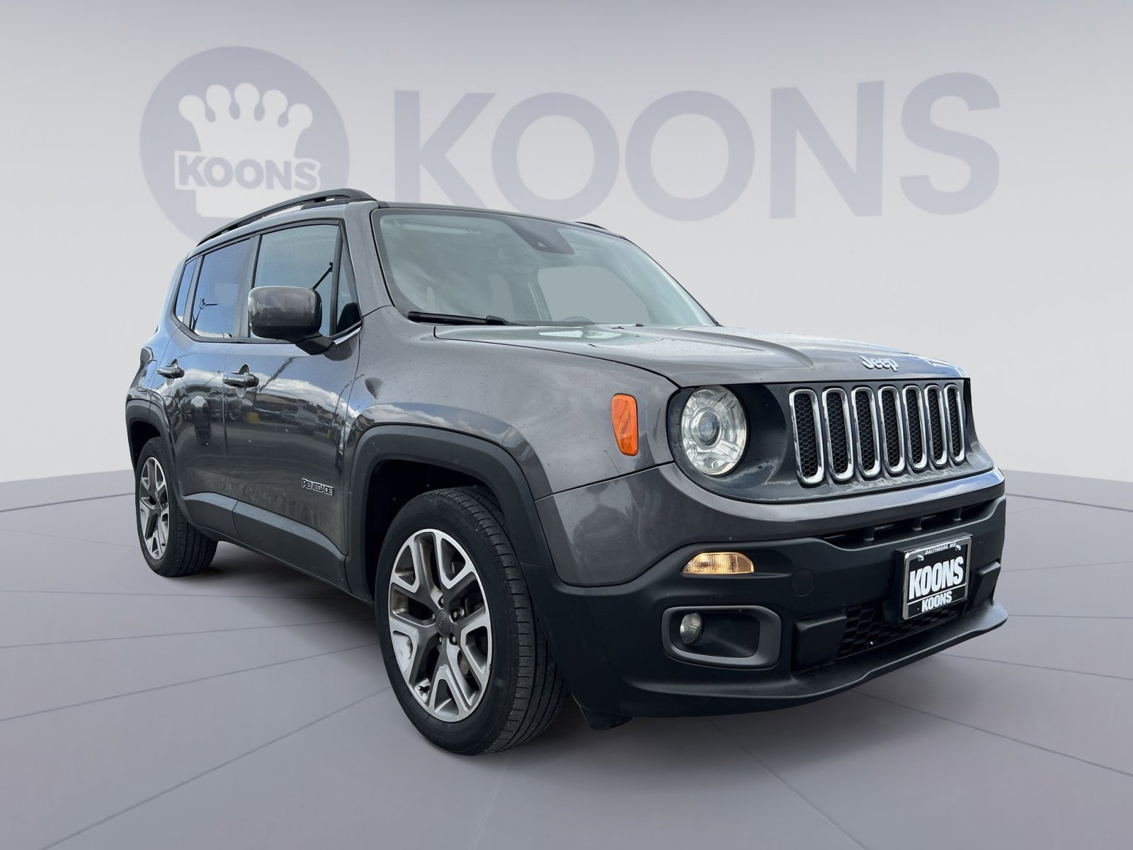 Used 2017 Jeep Renegade Latitude FWD image 7
