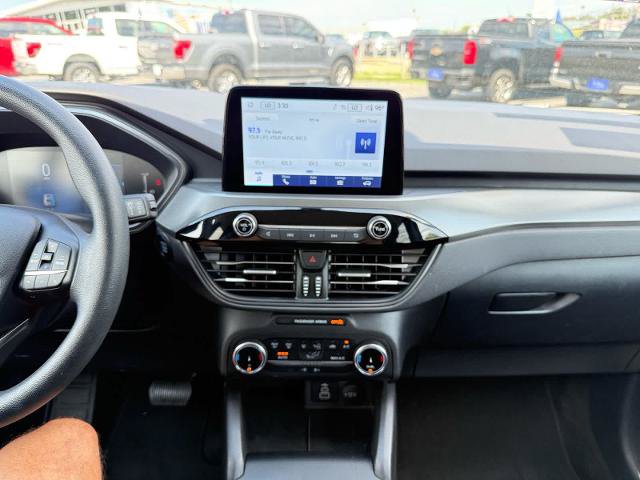 Certified 2025 Ford Escape Active AWD/4WD image 18