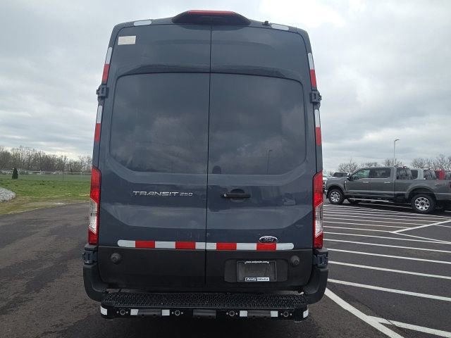 Certified 2020 Ford Transit 250 148 High Roof Extended image 3