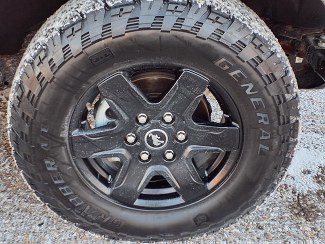 Certified 2021 Ford Bronco Black Diamond image 28