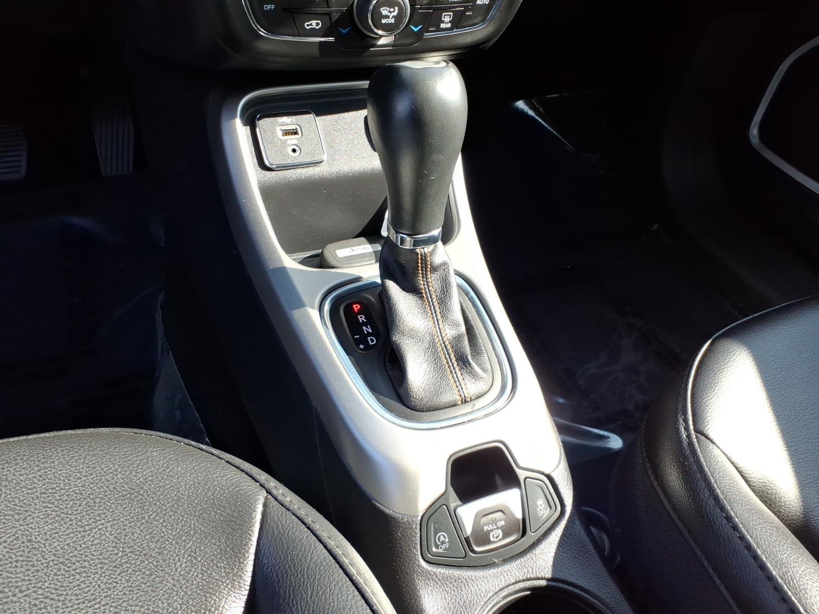 Used 2019 Jeep Compass Latitude FWD image 22