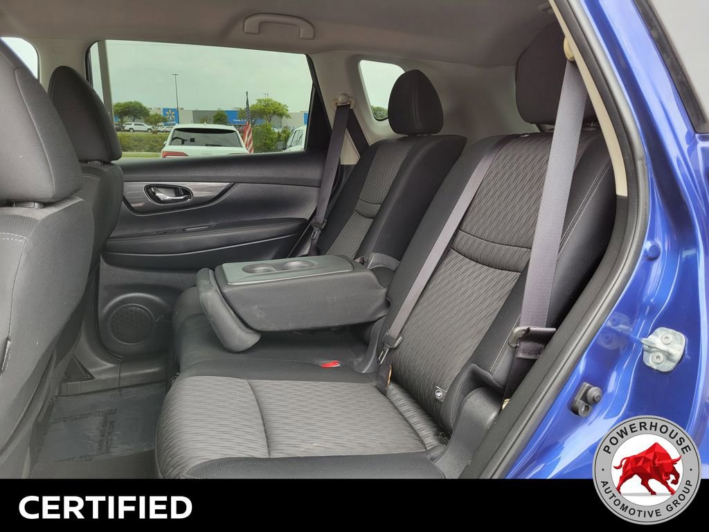 Used 2019 Nissan Rogue SV FWD image 17