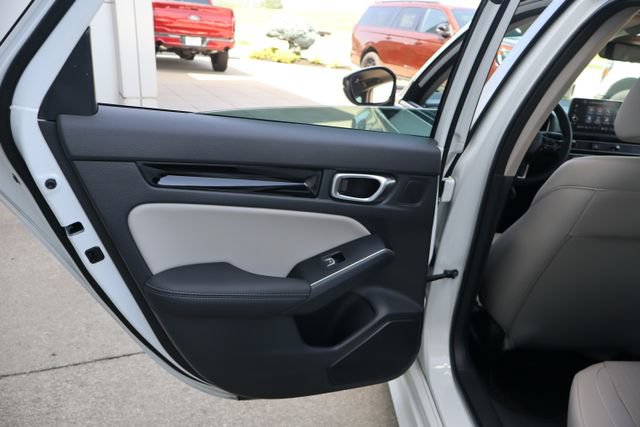 Used 2023 Honda Civic Touring image 22