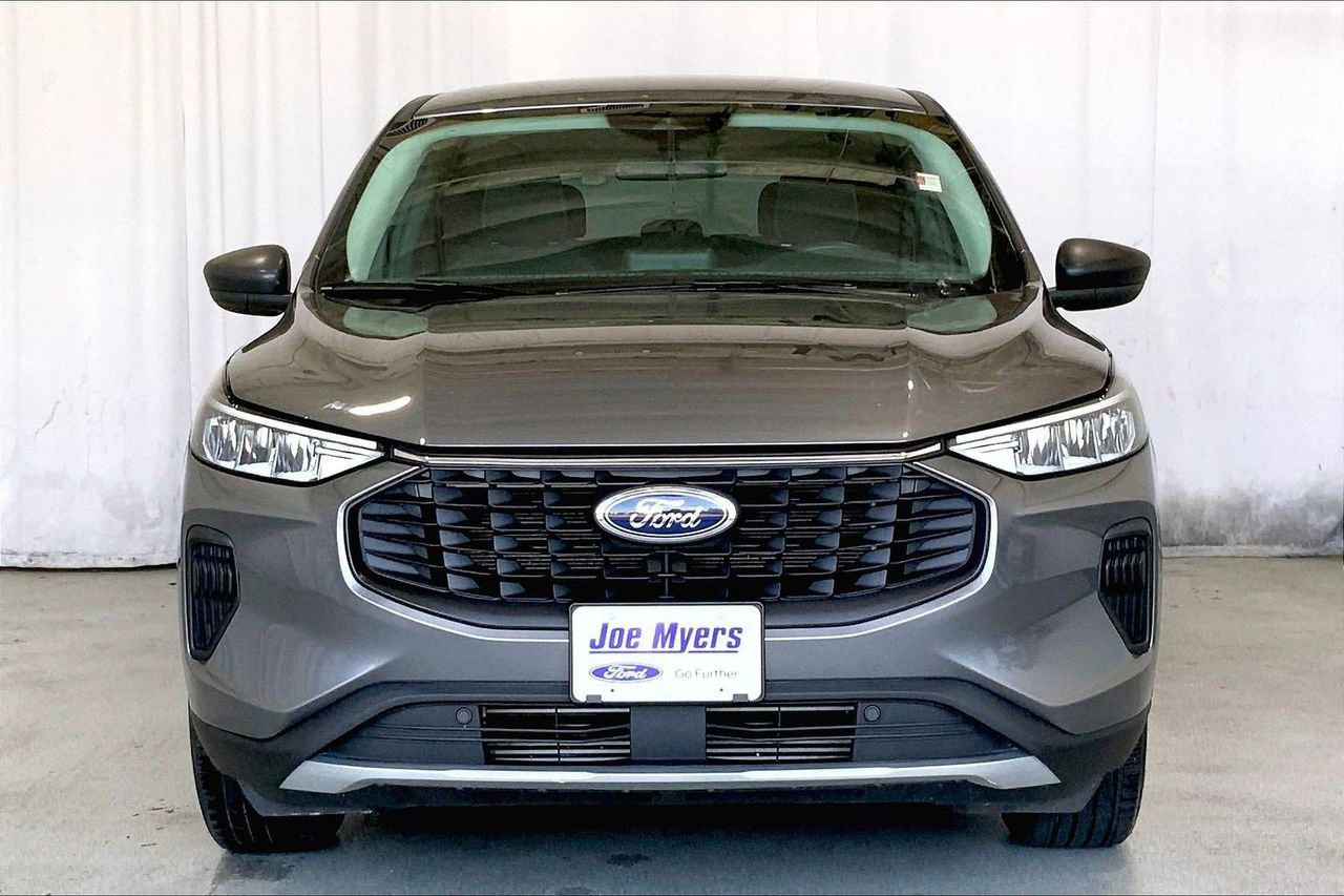 Certified 2024 Ford Escape Active AWD/4WD image 2