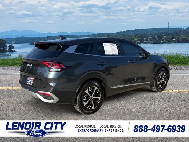 Used 2024 Kia Sportage EX FWD image 3