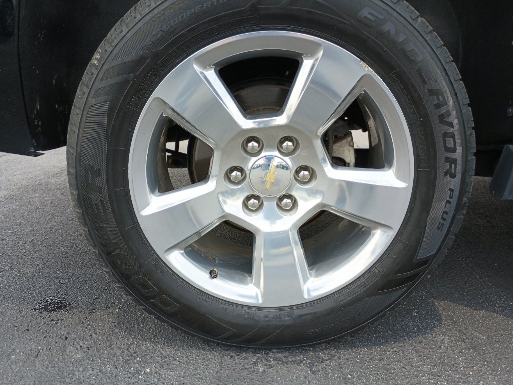 Used 2018 Chevrolet Tahoe Premier AWD/4WD image 12