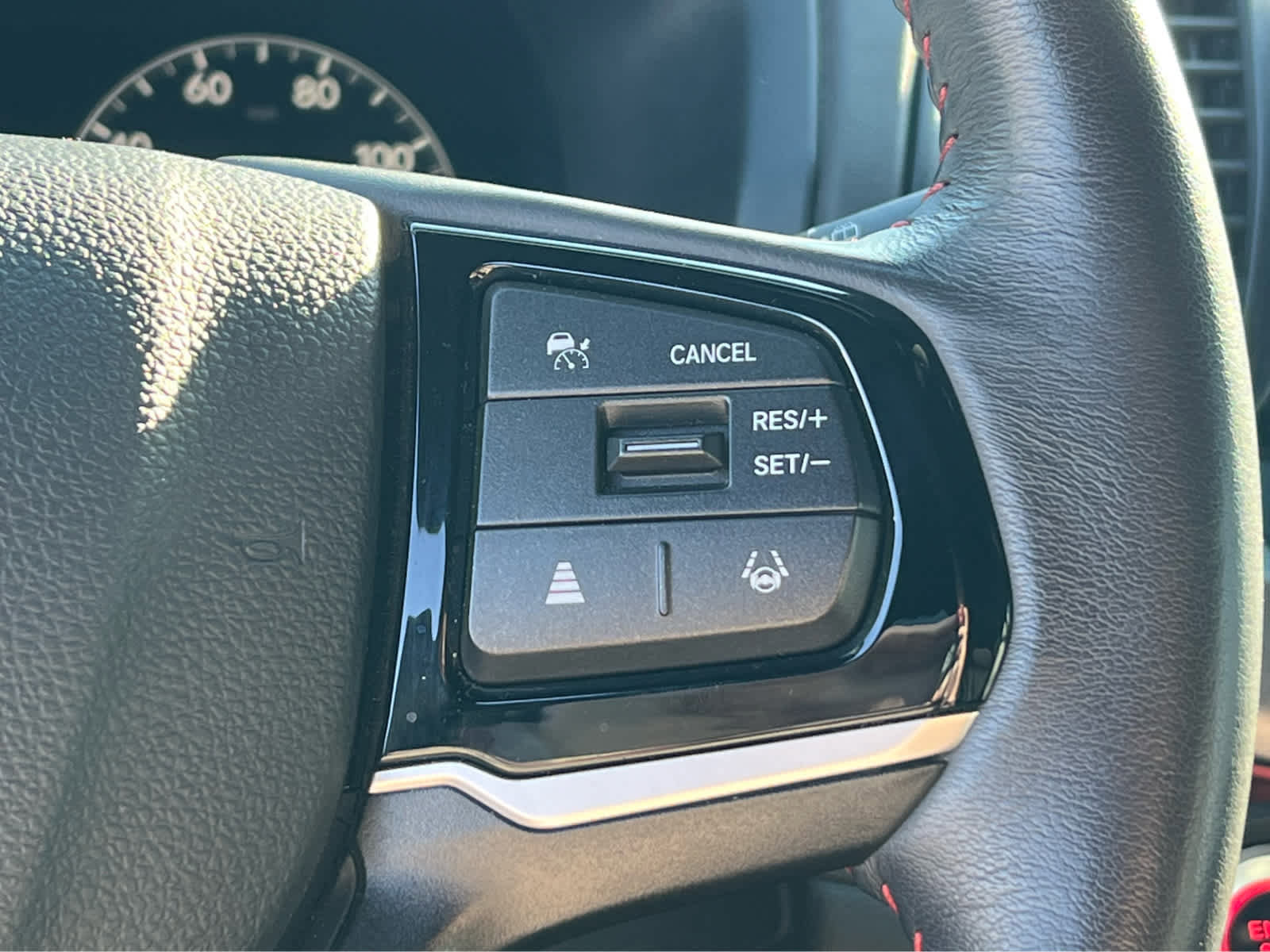 Used 2025 Honda Odyssey Sport-L image 30