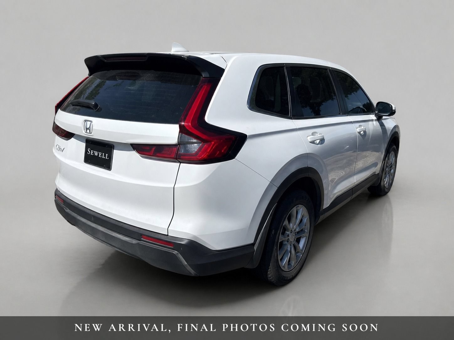 Used 2023 Honda CR-V EX image 3
