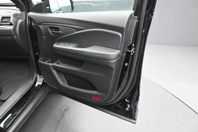 Used 2023 Honda Passport EX-L image 34
