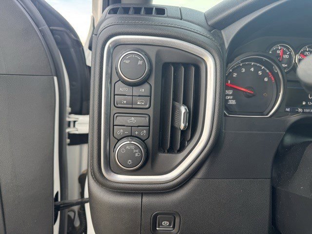 Used 2019 Chevrolet Silverado 1500 LT w/ All-Star Edition image 14