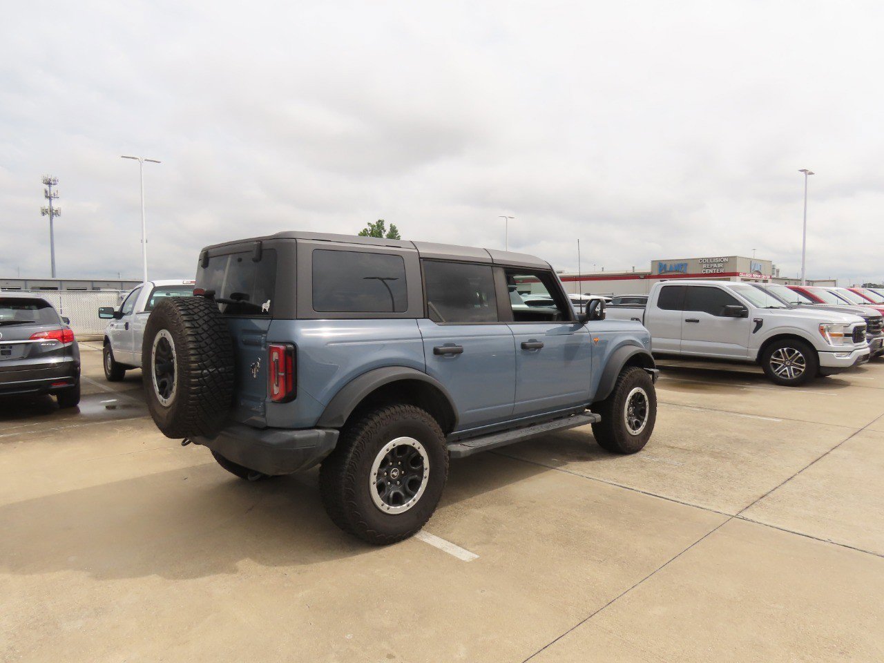 Certified 2023 Ford Bronco Badlands w/ Sasquatch Package AWD/4WD image 10
