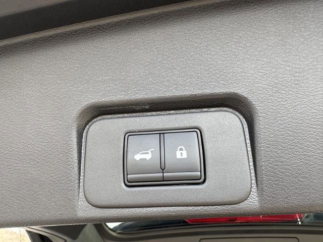 Used 2025 Nissan Rogue SV w/ Rock Creek Premium Package image 12