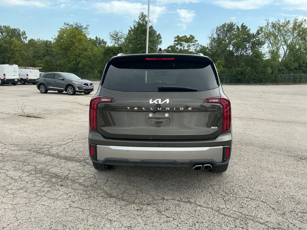 Used 2025 Kia Telluride S AWD/4WD image 3