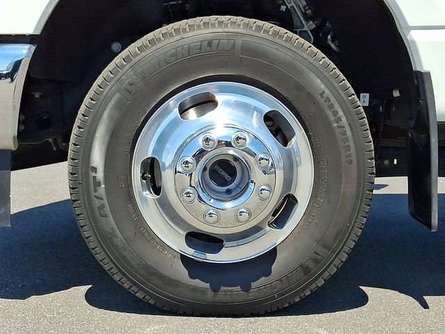 Certified 2024 Ford F350 King Ranch w/ Chrome Package AWD/4WD image 8