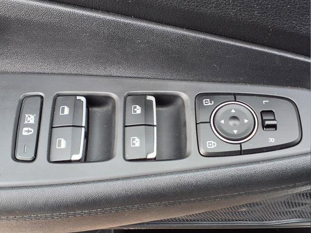 Used 2020 Hyundai Santa Fe SEL w/ Cargo Package image 17