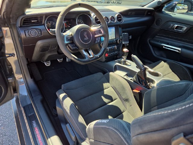 Certified 2018 Ford Mustang Shelby GT350 w/ Electronics Package RWD image 11