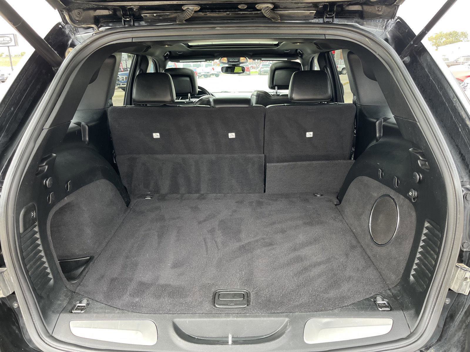 Used 2018 Jeep Grand Cherokee Trailhawk w/ Trailhawk Luxury Group image 12