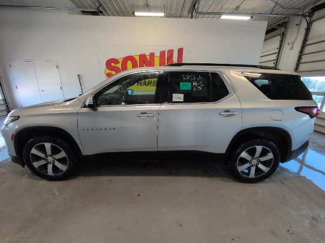 Used 2022 Chevrolet Traverse LT AWD/4WD image 2