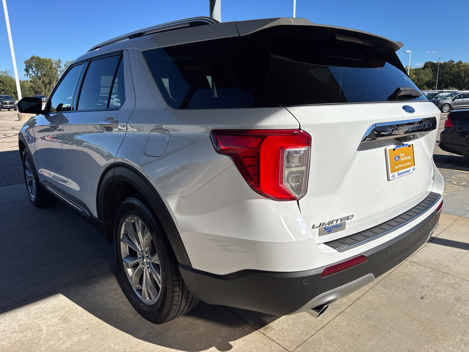 Certified 2024 Ford Explorer Limited w/ Equipment Group 301A AWD/4WD image 5