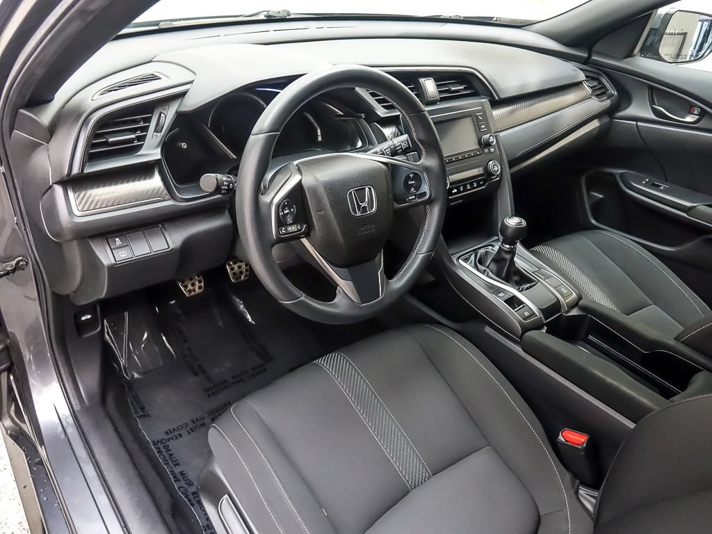 Used 2018 Honda Civic Sport image 10