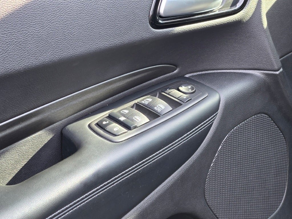 Used 2023 Dodge Durango SXT Launch Edition image 19