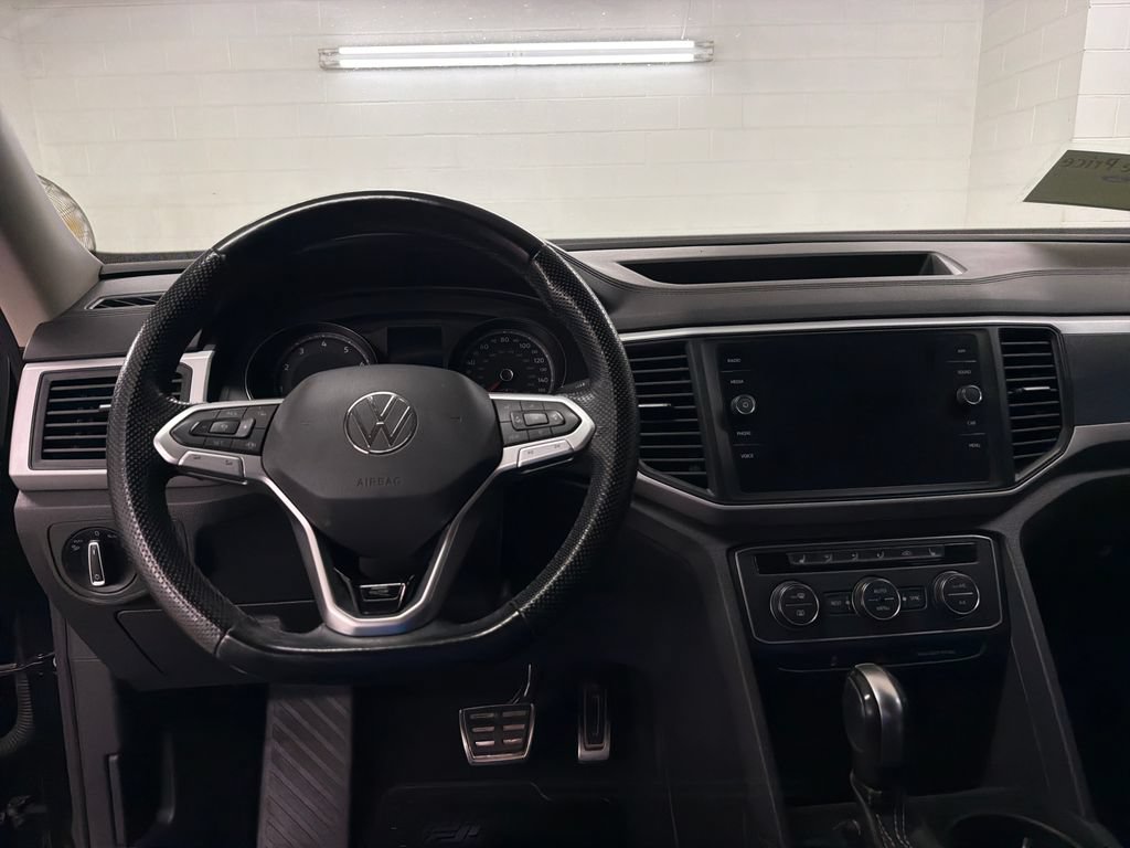 Used 2021 Volkswagen Atlas SE w/ Towing Package FWD image 9