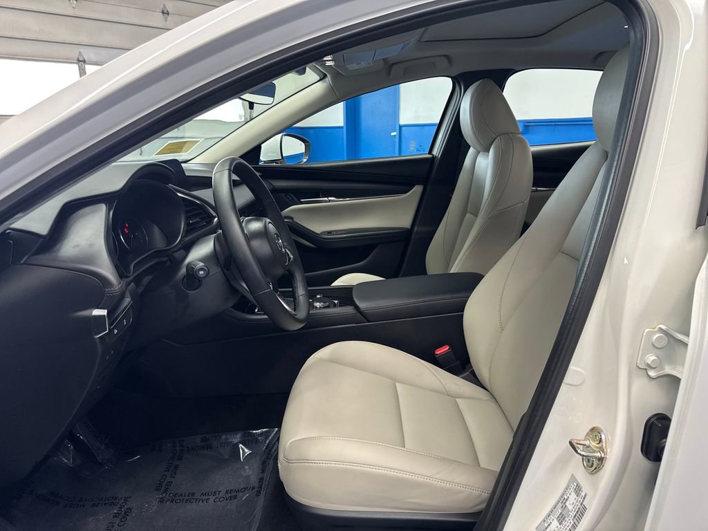 Used 2025 MAZDA MAZDA3 s FWD image 9