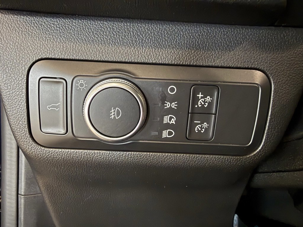 Certified 2021 Ford Escape Titanium image 24