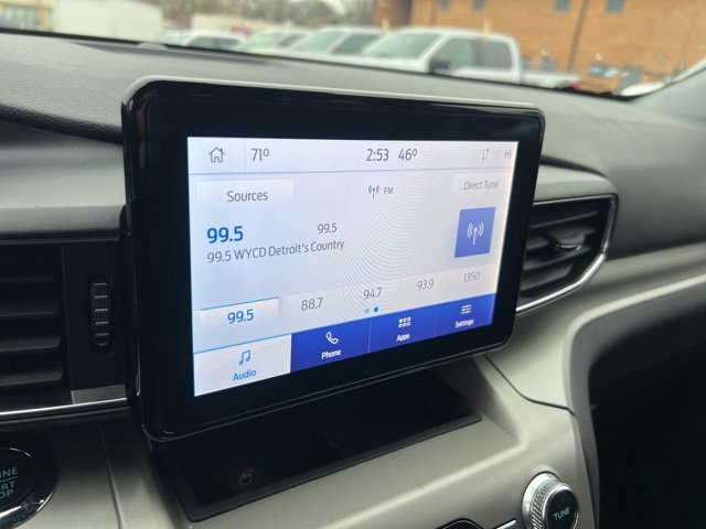 Certified 2022 Ford Explorer XLT w/ Equipment Group 202A image 13